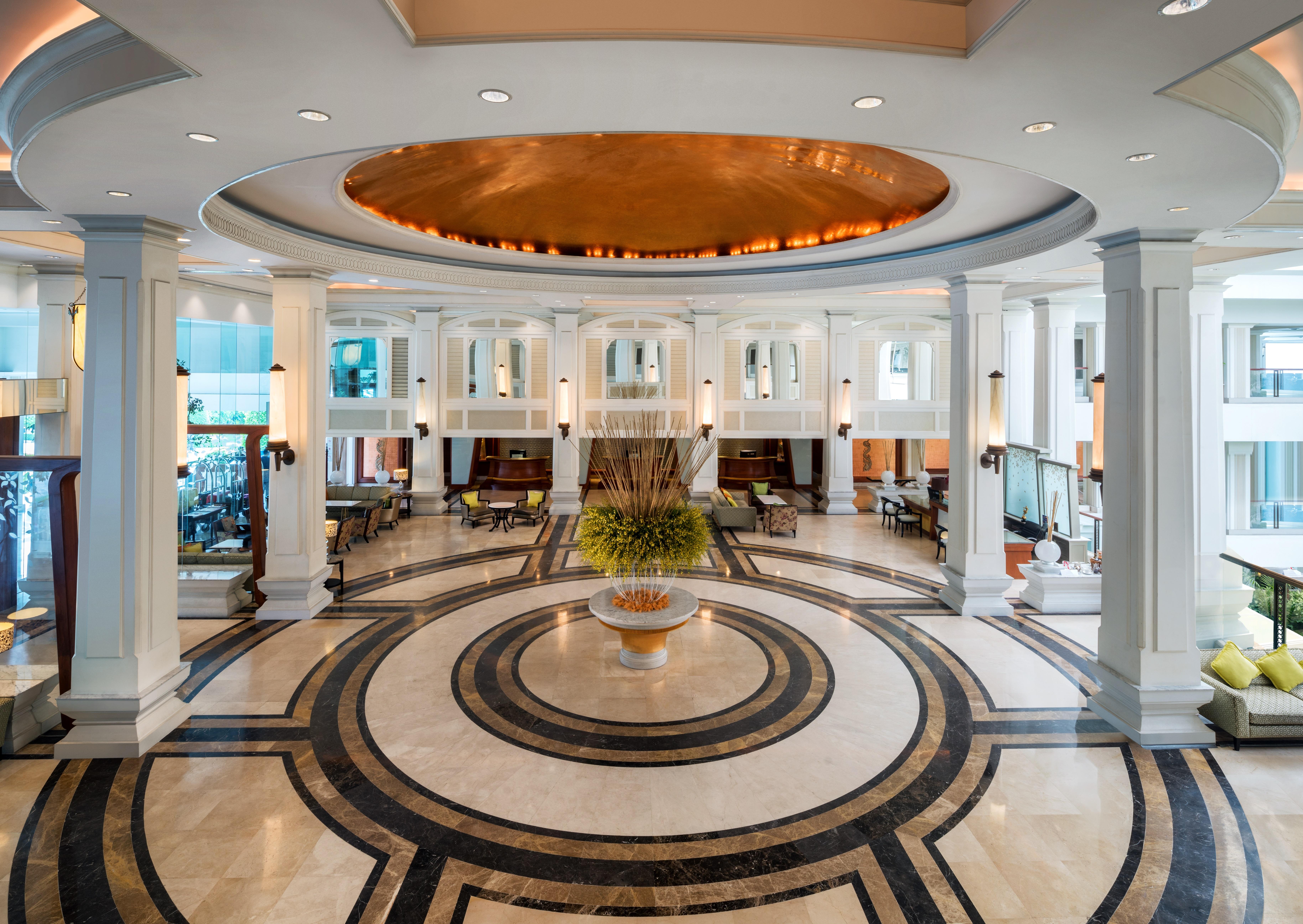 Dusit Thani Pattaya Hotel Exterior photo Lobby